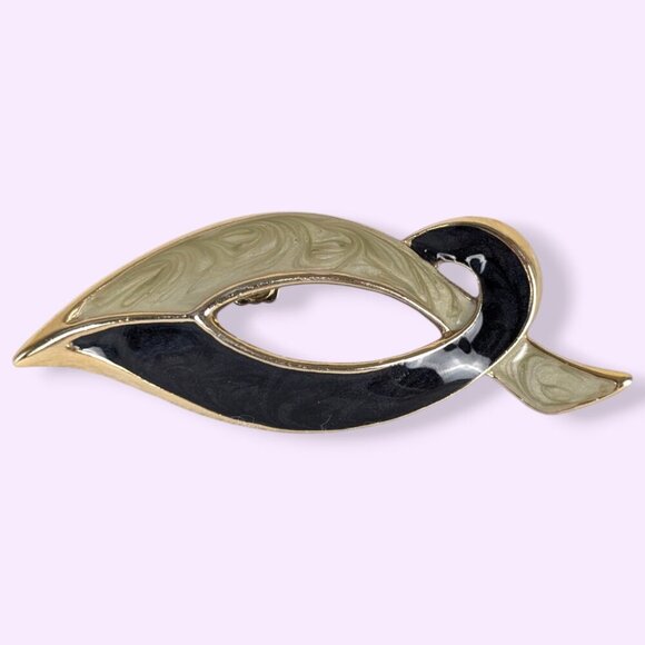 (2/$20) Vintage B&W Enamel Ribbon Brooch - Picture 1 of 6
